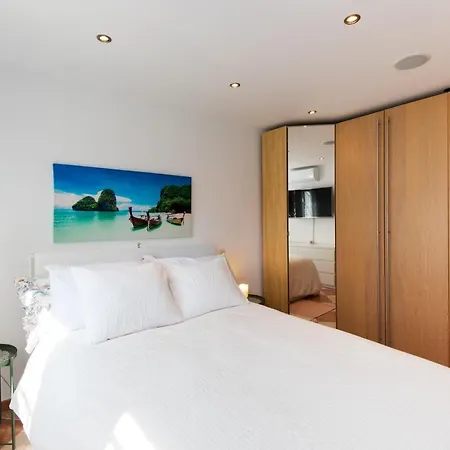 Villa Palm Beach Marina Benalmadena 3 Min Walking From The Sea Exterior photo
